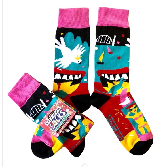 Blue Mountains Designed. Nostalgic Socks. Australia. 6-11 large. - Picture 2 of 7